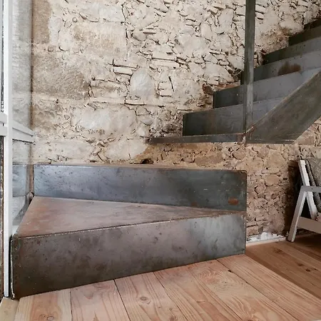 Tando Restored Catalan Old Barn To Enjoy Peaceful Rural Simplicity منزل ريفي