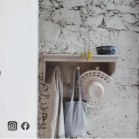 Country house Tando Restored Catalan Old Barn To Enjoy Peaceful Rural Simplicity *
