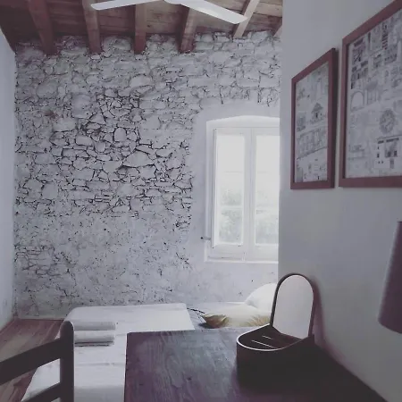 Tando Restored Catalan Old Barn To Enjoy Peaceful Rural Simplicity Sant Jordi Desvalls